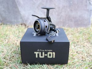 Isuzu reel manufacturing TRY-ANGLE TU-01v BLACKOUT